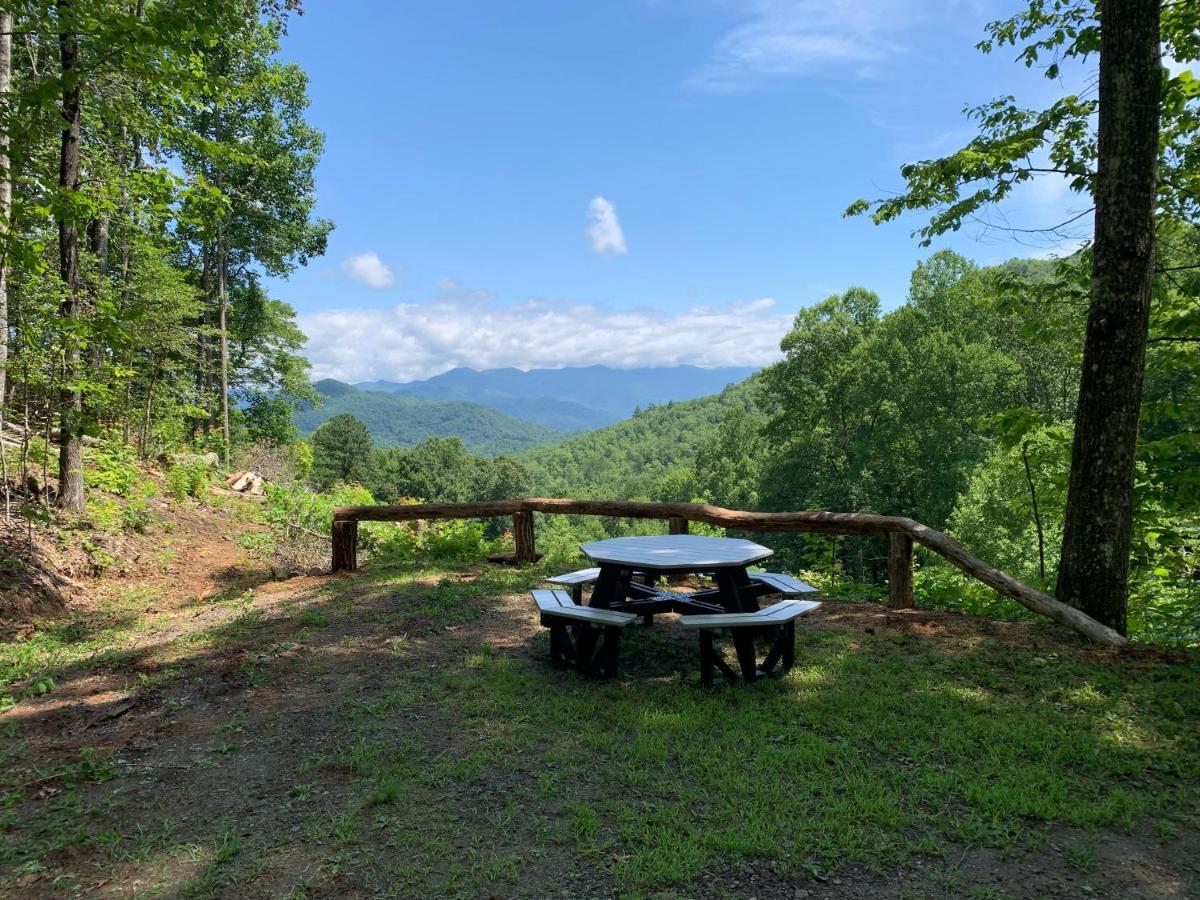 Affittacamere Hideaway At Harvest Moon Sylva Esterno foto
